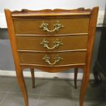665 1329 CHEST OF DRAWERS